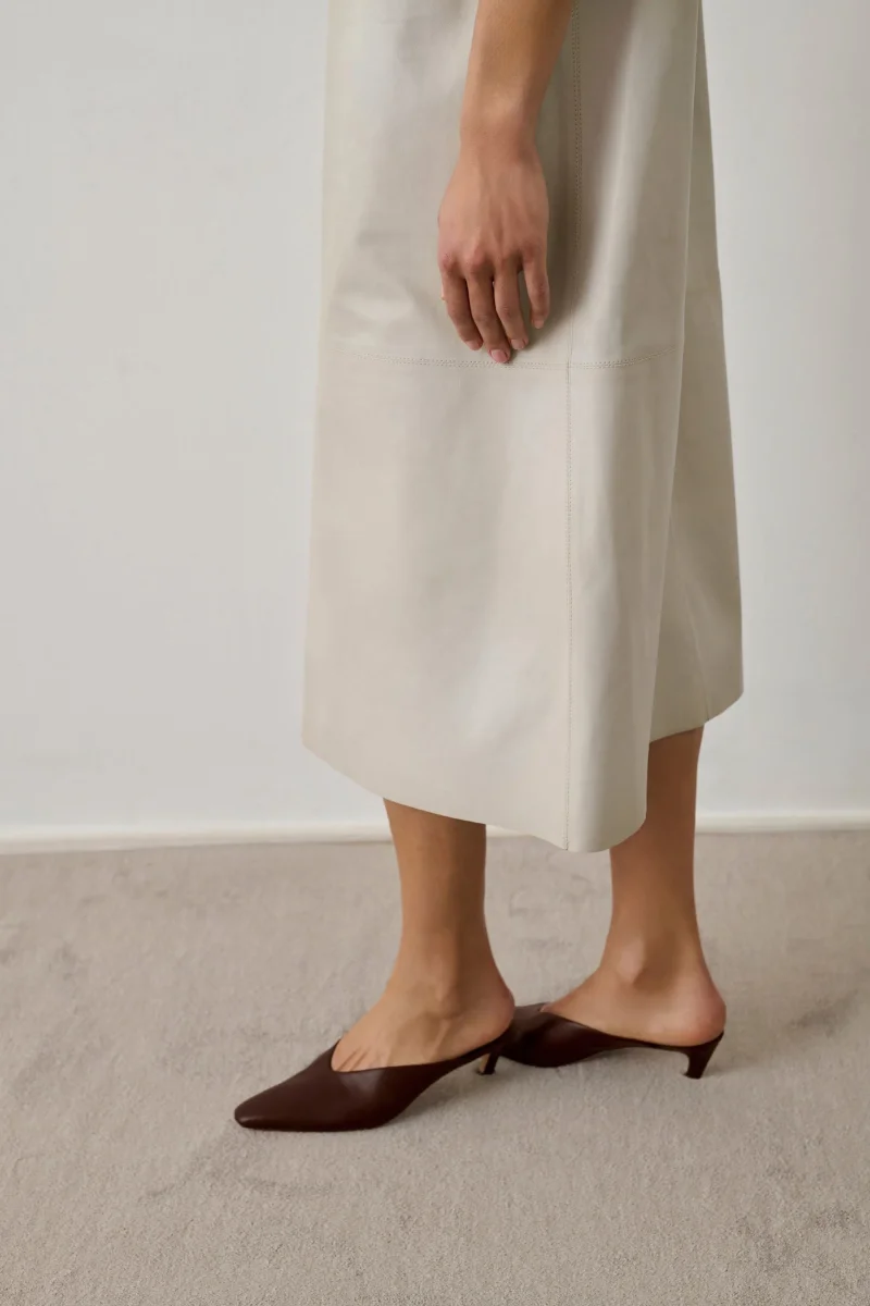 MULES AMALIE MARRÓN - Imagen 3