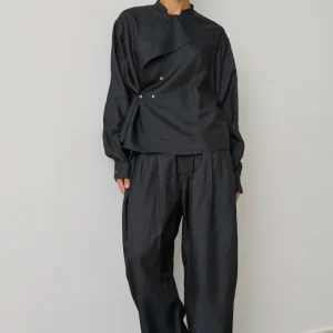 BLUSA HAMPTON NEGRO