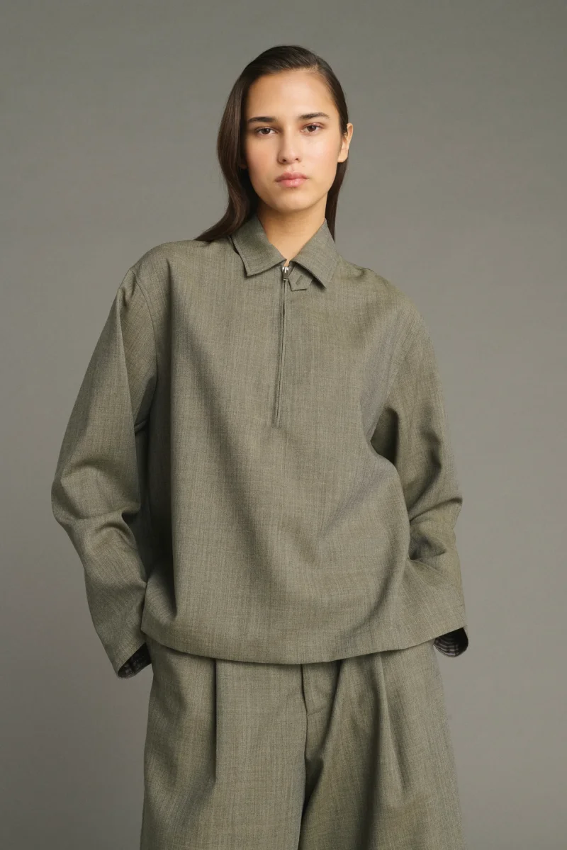 BLUSA JESSIE VERDE GRISÁCEO - Imagen 2