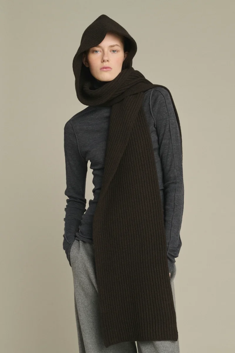 BUFANDA LORETTA CHOCOLATE - Imagen 3