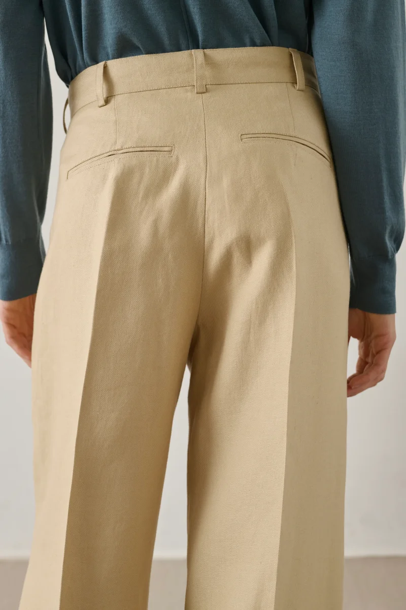 PANTALÓN HIPPOLYTE BEIGE POLVO - Imagen 6