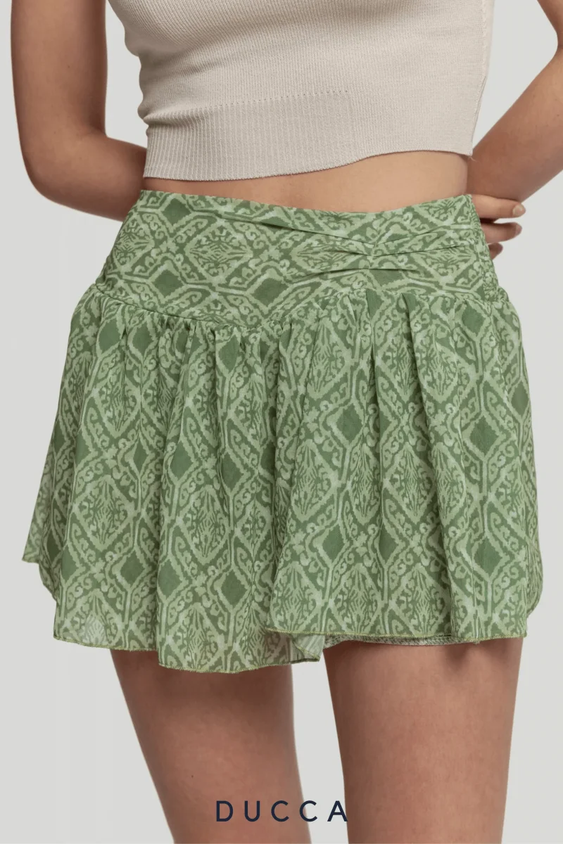 Shorts Encanto Plisado Verde - Imagen 4