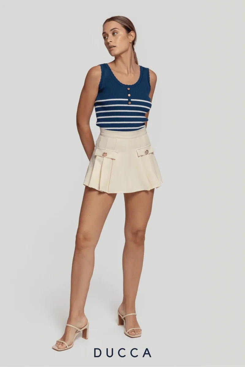 Shorts Elegancia Plisada Beige - Imagen 3
