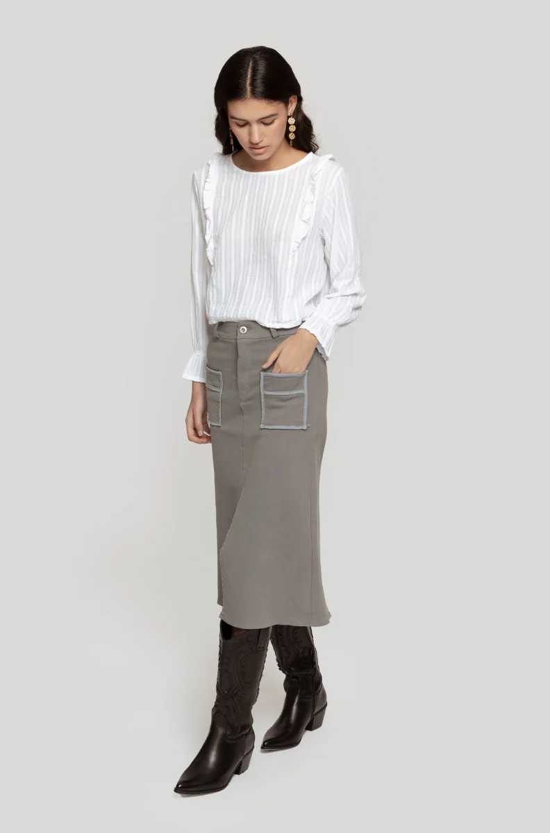 Camiseta Cropped Elegance - Imagen 3