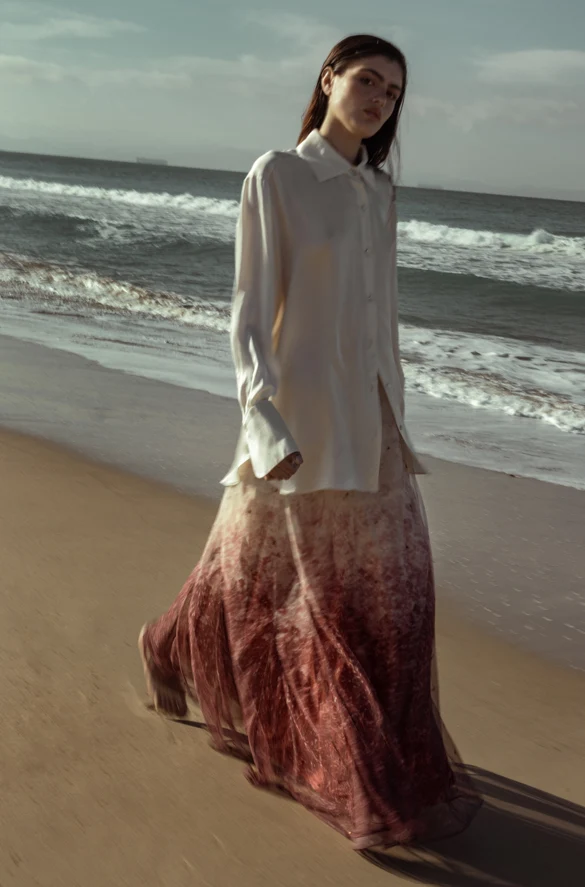 Camisa satinada beige