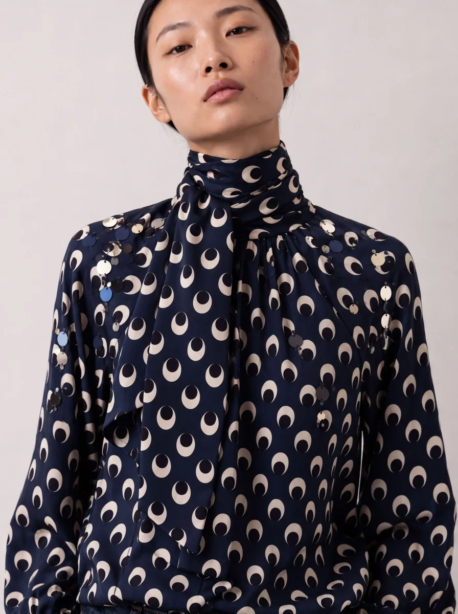 Blusa azul lunares con lentejuelas - Imagen 5