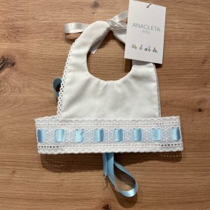 Babero cinta raso azul bebé