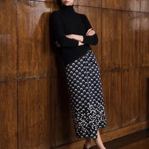 Falda azul lunares con lentejuelas