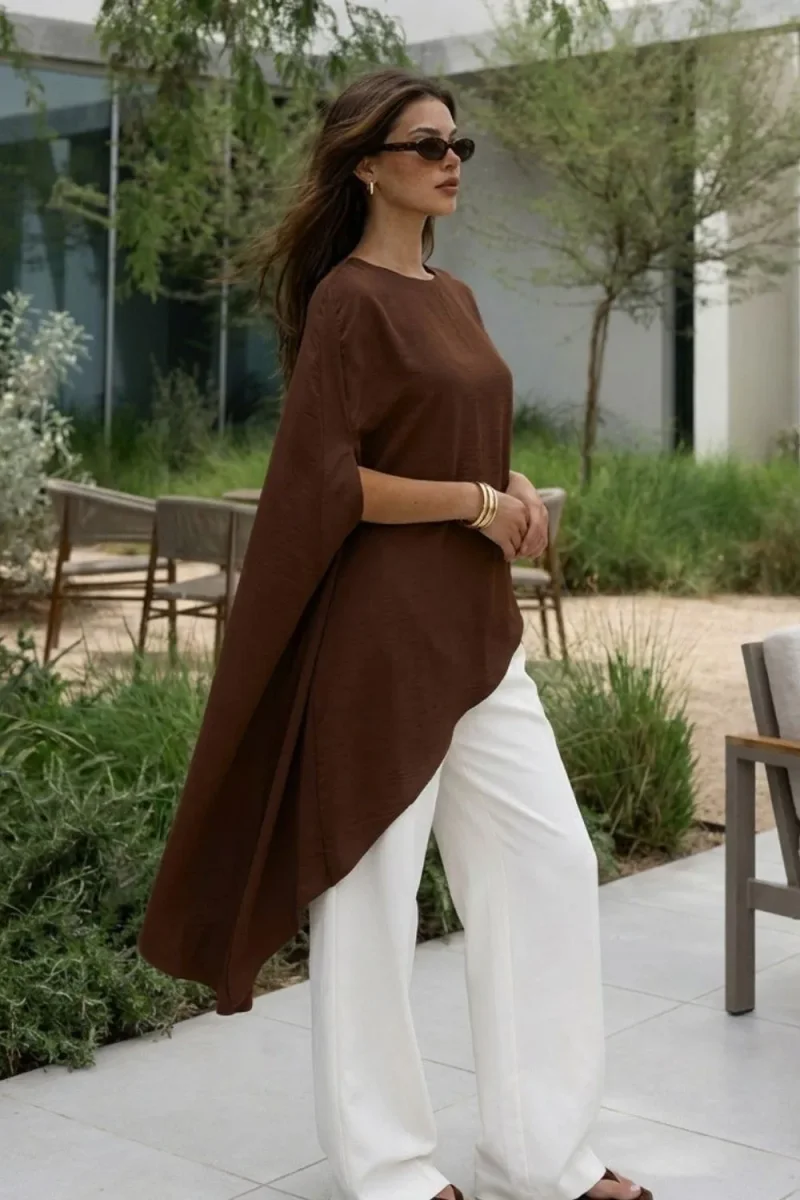 Blusa asimétrica con hombreras - Imagen 4
