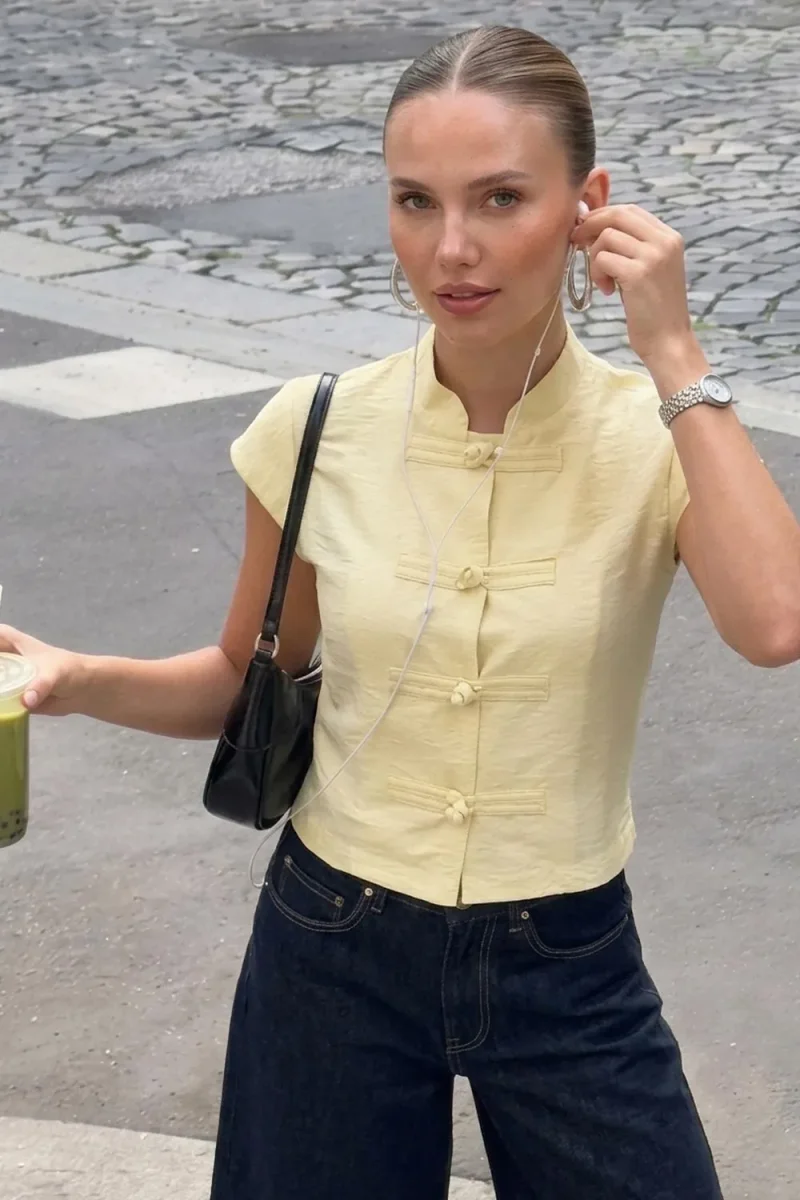 Blusa Bruna cuello mao