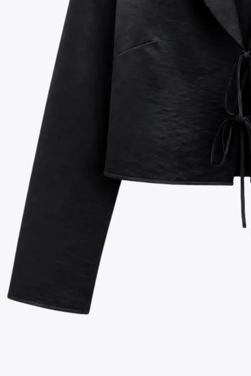 Blusa corta escote con solapa lazos - Imagen 9