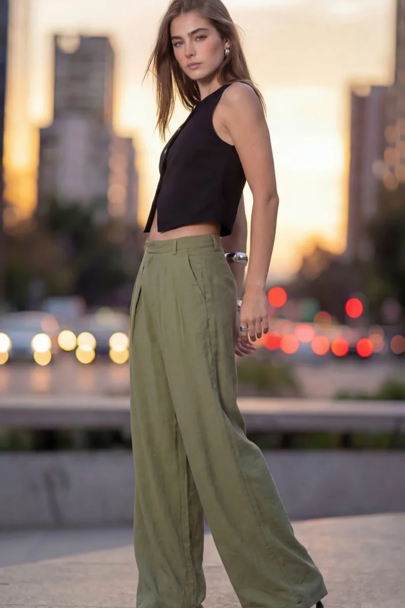 Chaleco corto fit recto con botones abertura - Imagen 6