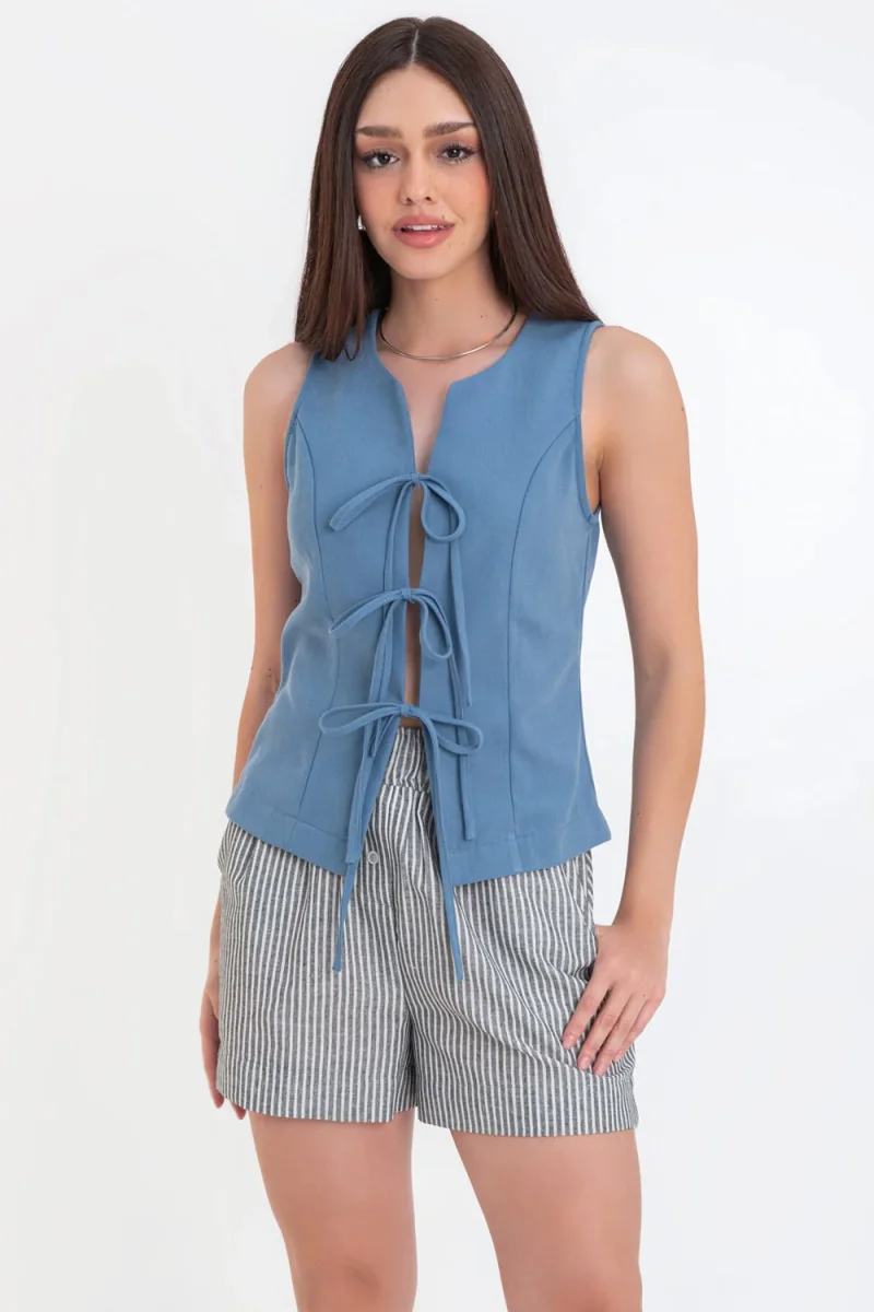 Chaleco fit ajustado de cuello redondo lazado - Imagen 4