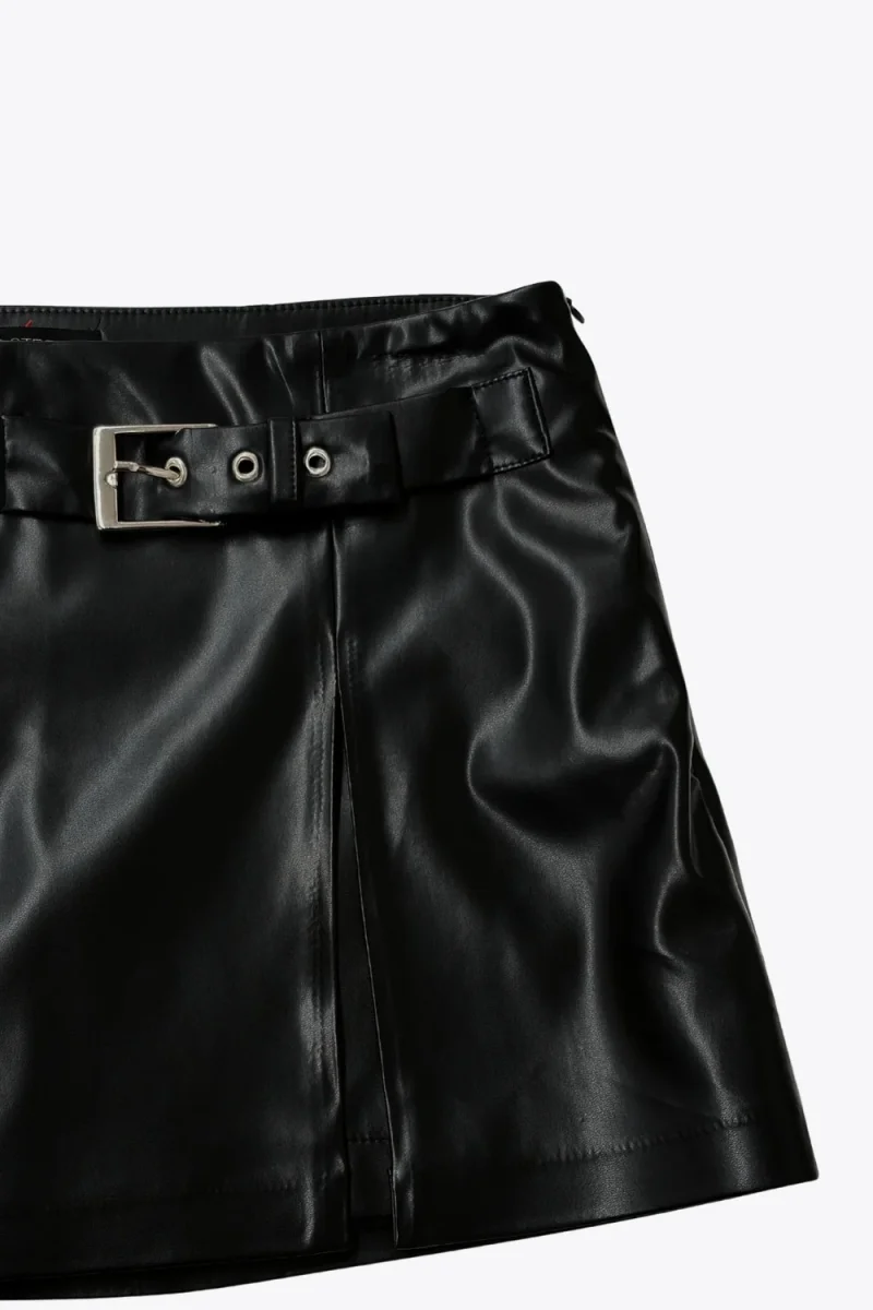 Falda pantalón efecto piel hebilla - Imagen 7