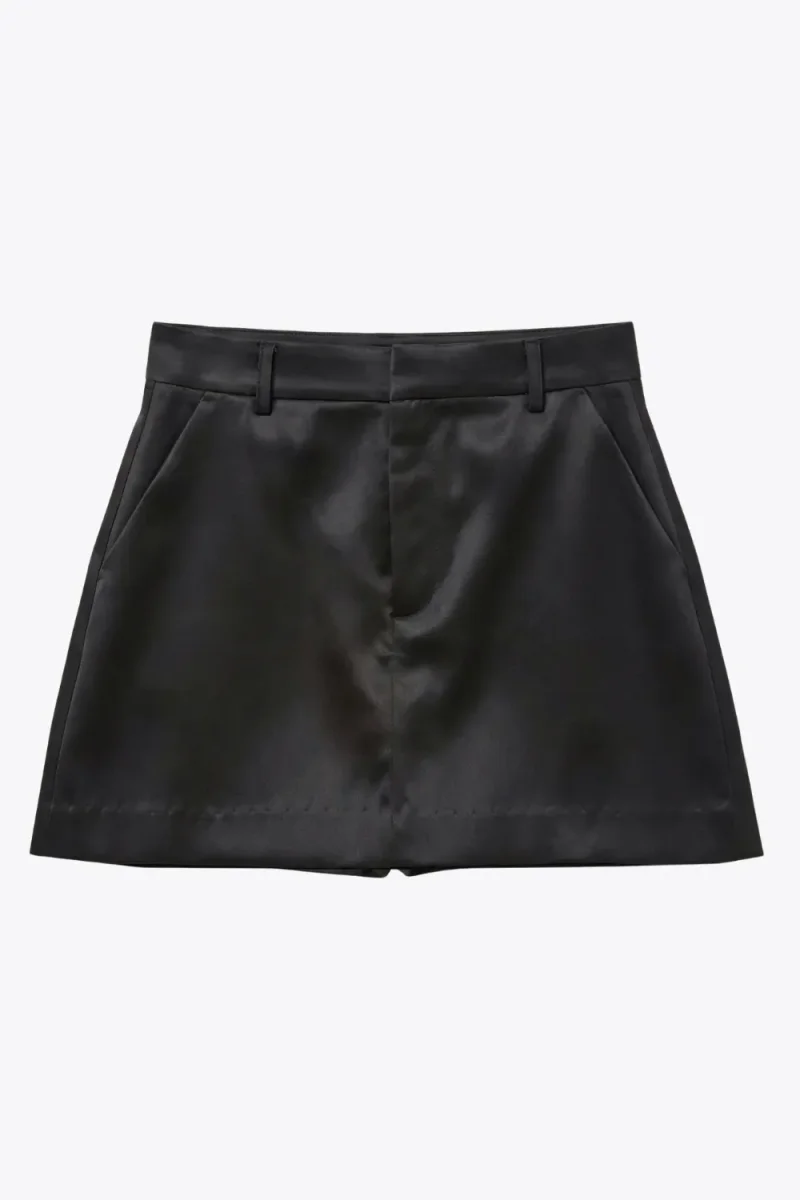 Falda short corto satinado de fit recto - Imagen 7