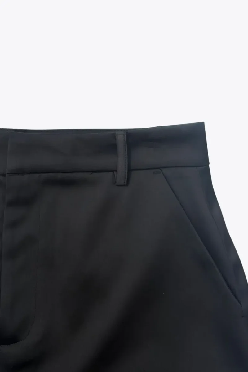 Falda short corto satinado de fit recto - Imagen 9