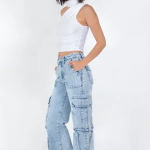 Pantalón cargo de denim con trabillas