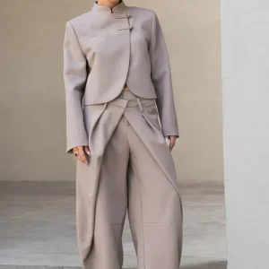 Pantalón fit barrel cruce doble