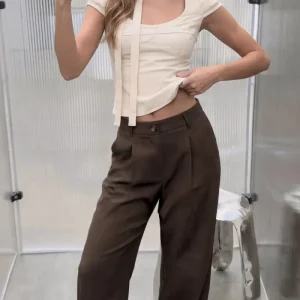 Pantalón fit recto botón