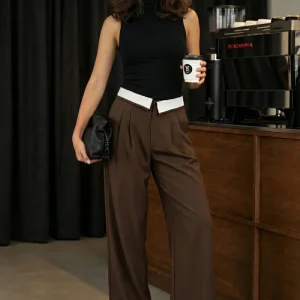 Pantalón wide leg con pinzas pretina contraste