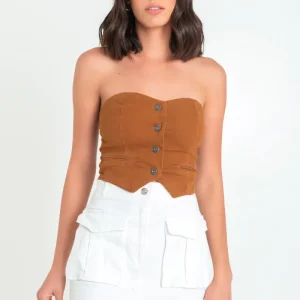 Top corto strapless con botones escote corazón