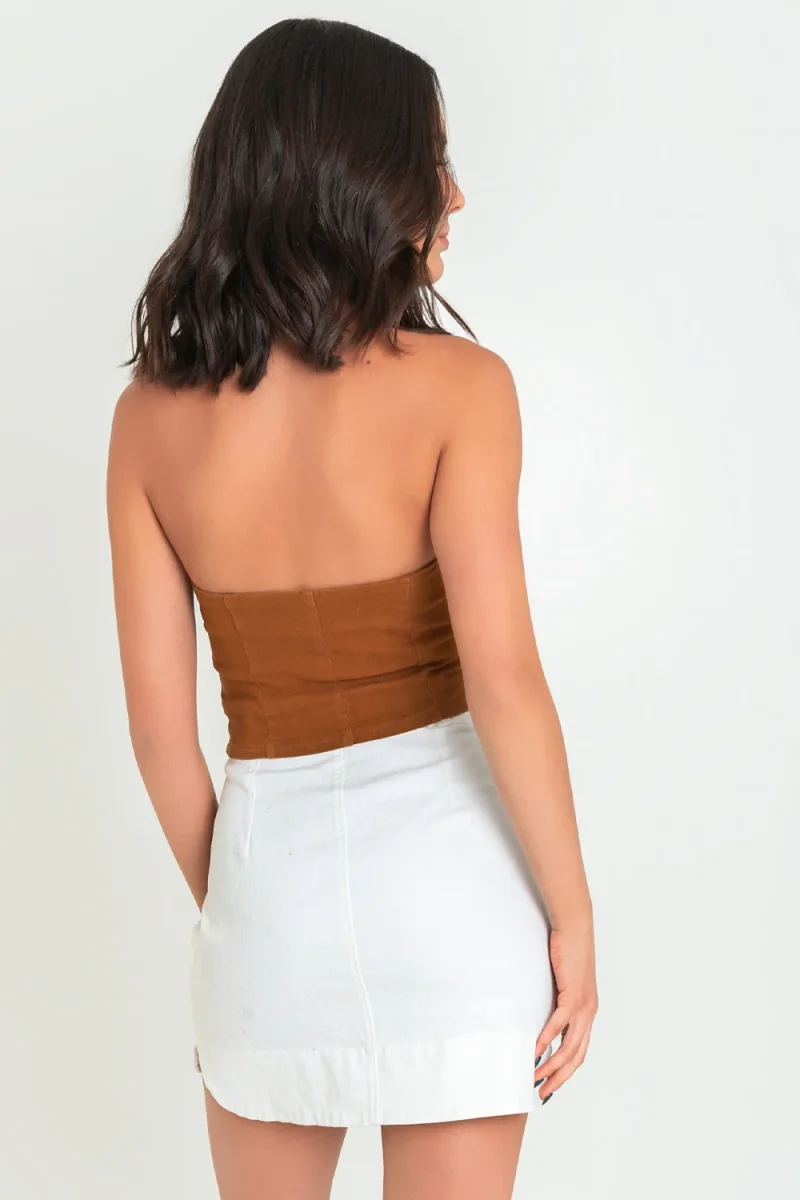Top corto strapless con botones escote corazón - Imagen 4