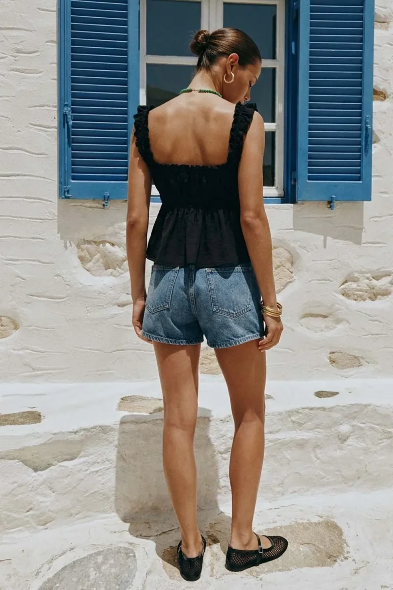 Top Edgy con olanes - Imagen 4