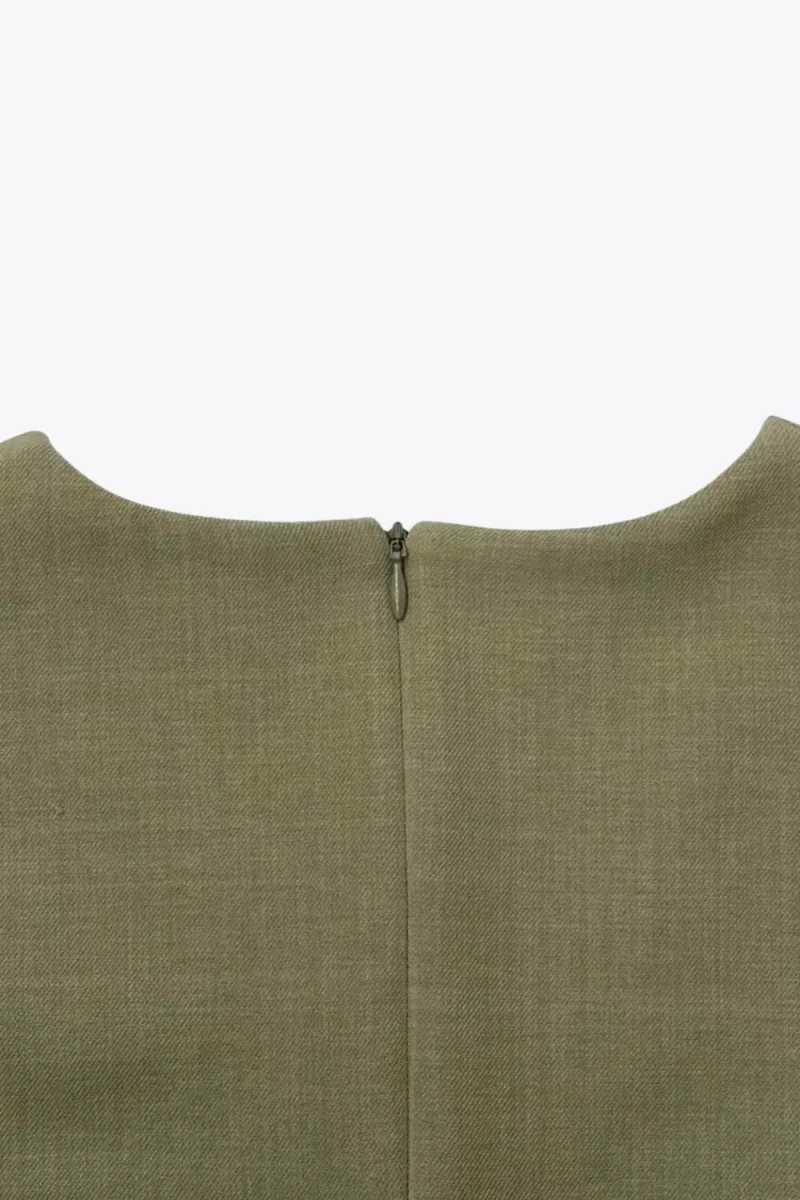Vestido corto escote pico - Imagen 9