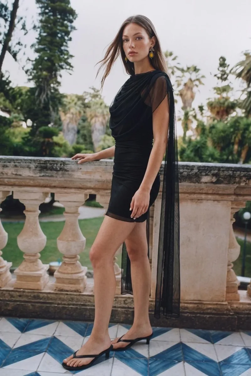 Vestido corto Étoffe de mesh - Imagen 4