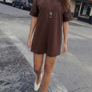Vestido corto tipo camiseta