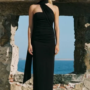 Vestido largo Brienna con choker
