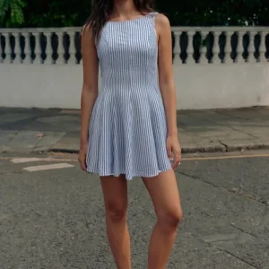 Vestido rayas escote espalda