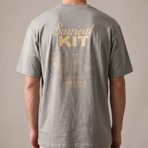 Camiseta Oversized Survival Kit