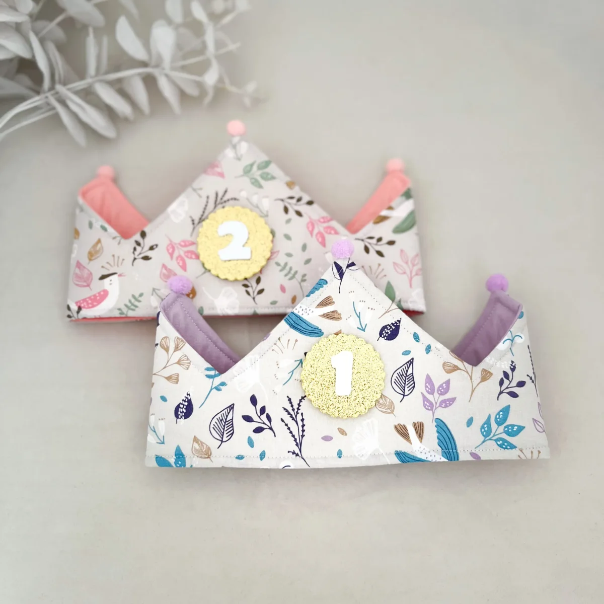 Conjunto cumpleaños cubrepañal con volante pajaritos y Flores - Imagen 6