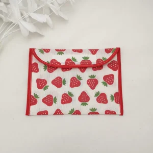 Sobre almuerzo plastificado fresas