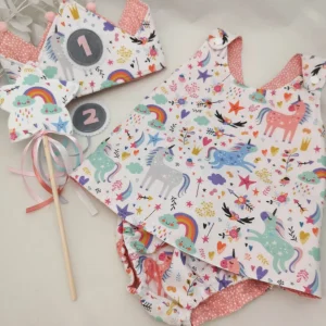 Conjunto cumpleaños con blusa cruzada y varita