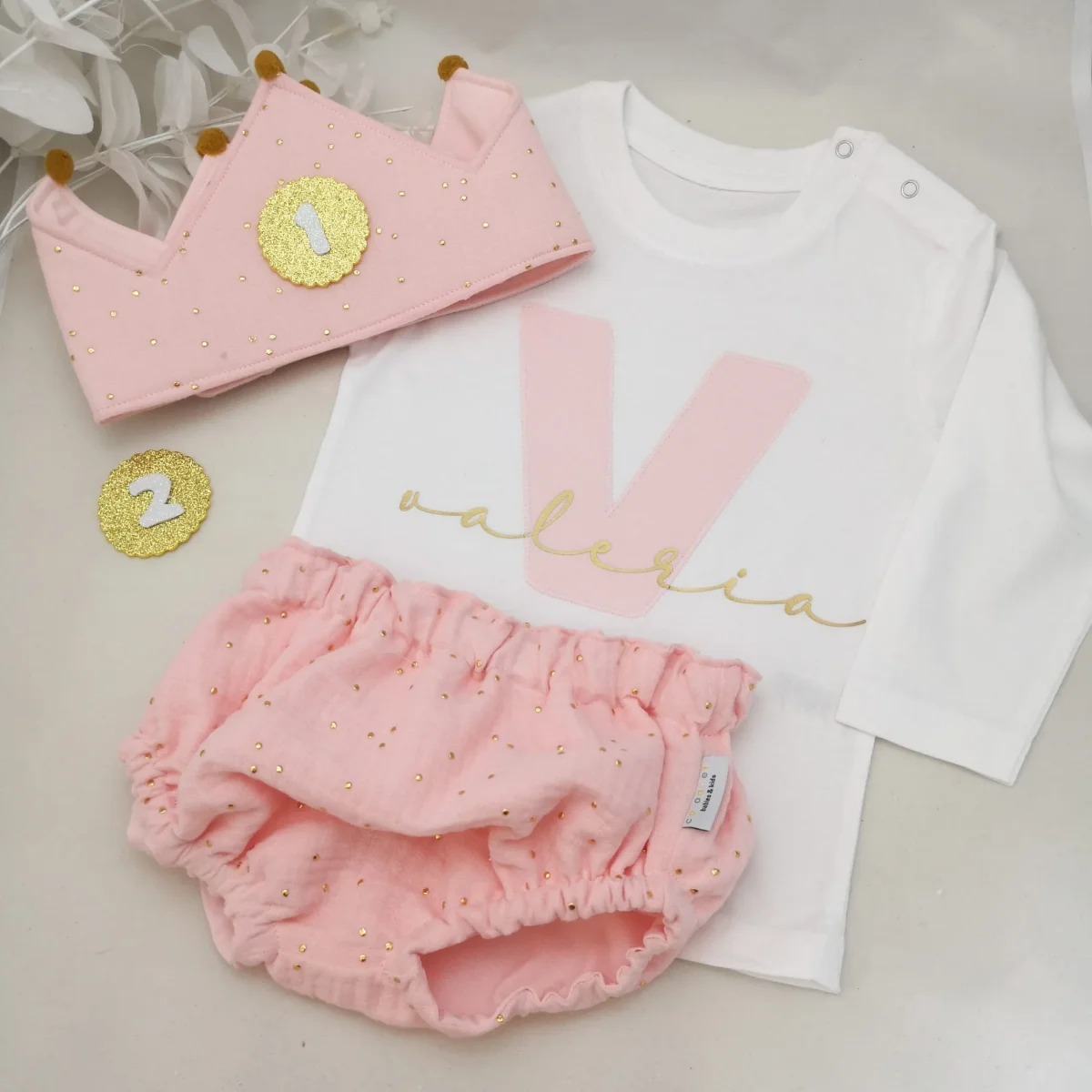Conjunto cumpleaños inicial muselina rosa - Imagen 2