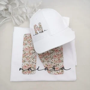 Gorra y Camiseta niña Flores todo con inicial y nombre
