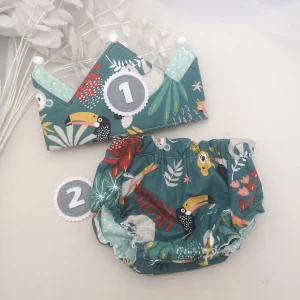 Conjunto corona cumpleaños  y cubrepañal selva con mint