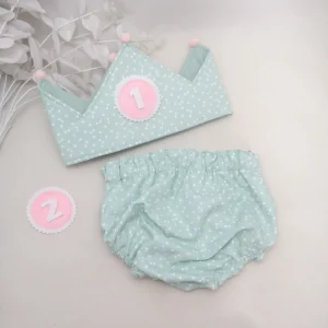Conjunto corona cumpleaños y cubrepañal menta con rosa