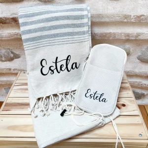 Toalla pareo y funda porta móvil personalizadas