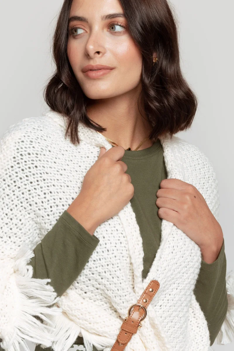 Poncho Trenzas y Flecos - Imagen 2