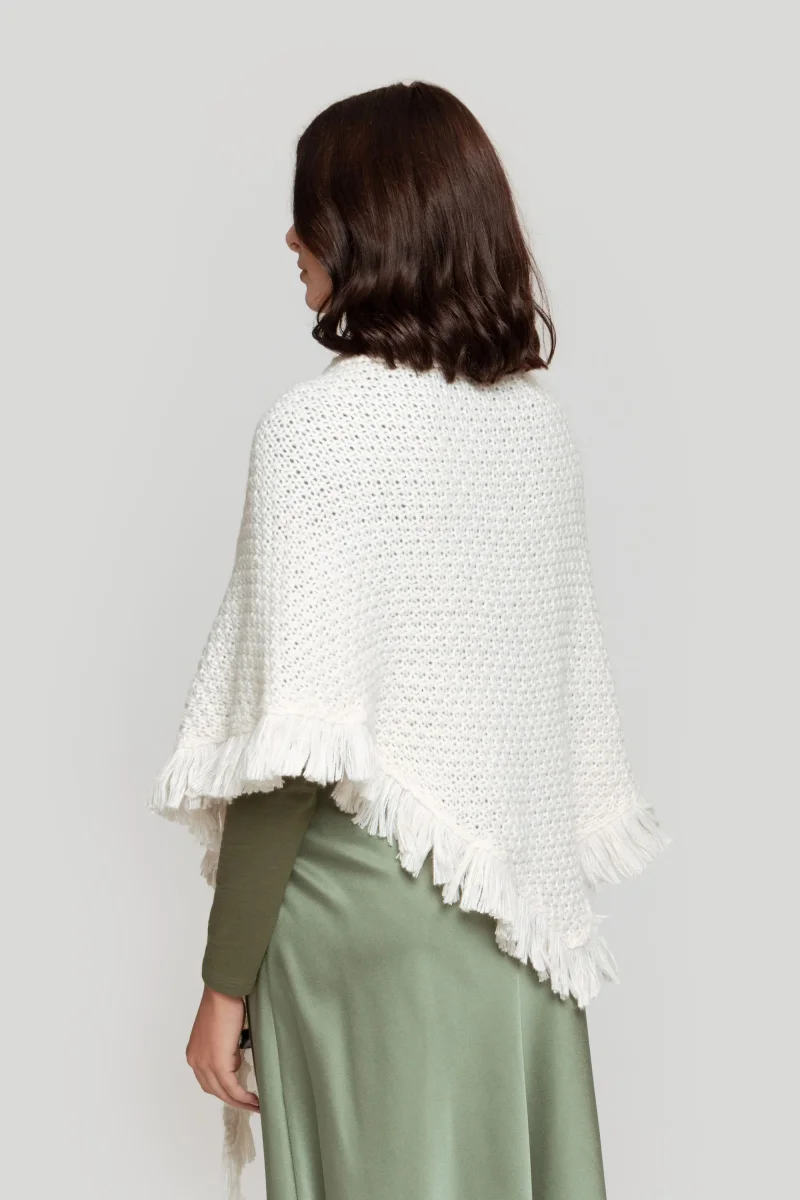 Poncho Trenzas y Flecos - Imagen 3