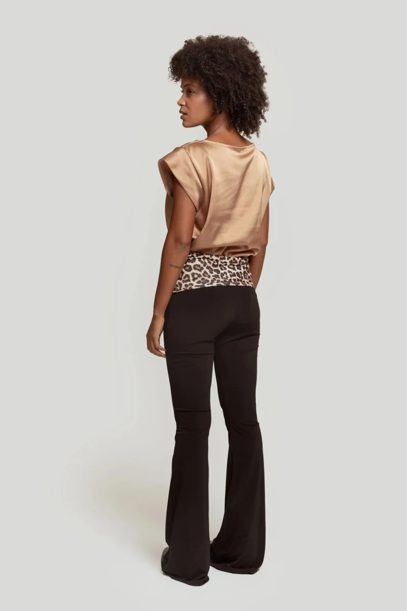 Pantalón Estilo Flare - Imagen 4