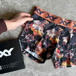 XY 1473
