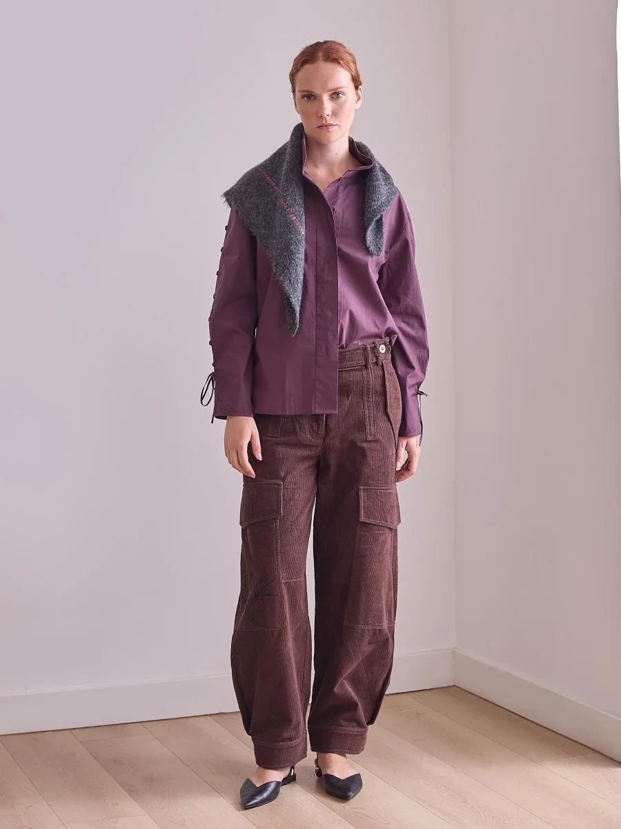 Pantalón de pana bordado marrón - Imagen 3